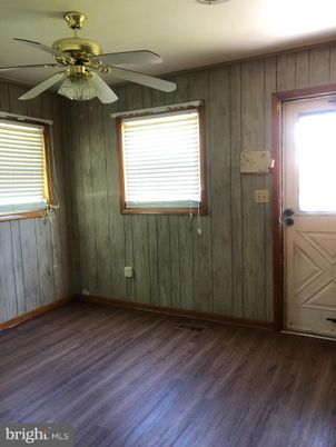 Empty room, Interior, Wood Texture Flooring, Wooden Walls