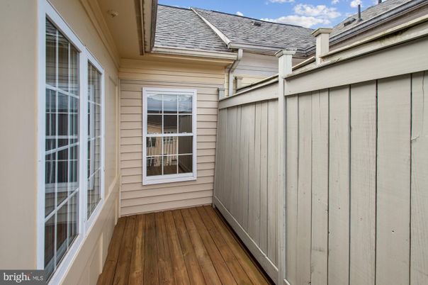 Exterior, Wood Texture Flooring