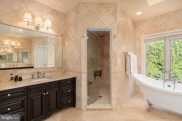 Bathroom, Free Standing Baths, Glass Shower, Interior, Recessed Lighting