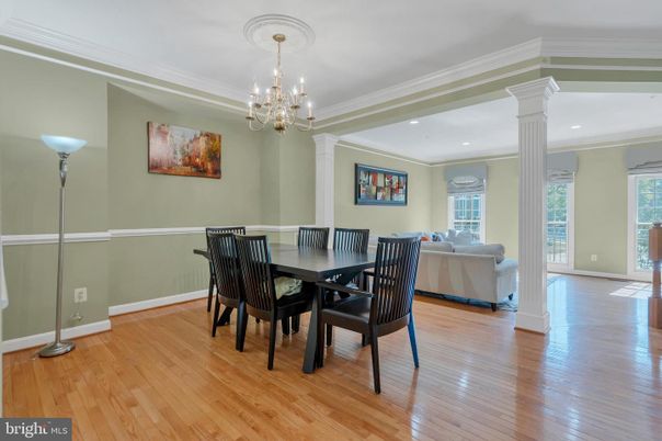 Chandelier, Dining room, Interior, Living room, Recessed Lighting, Wood Texture Flooring