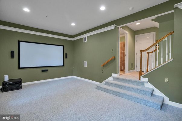 Interior, Projection Screen, Recessed Lighting