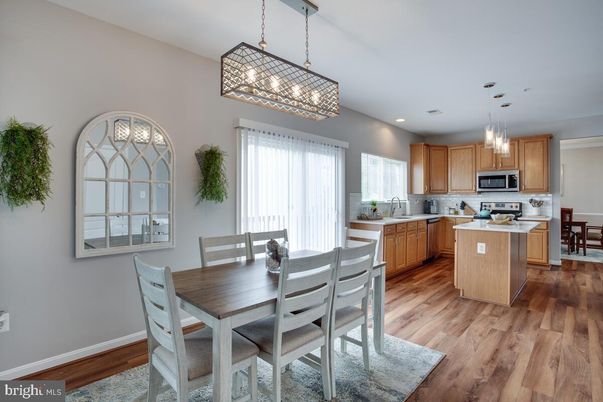Dining room, Interior, Kitchen, Pendant Lights, Recessed Lighting, Wood Texture Flooring