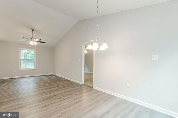 Empty room, Interior, Pendant Lights, Wood Texture Flooring