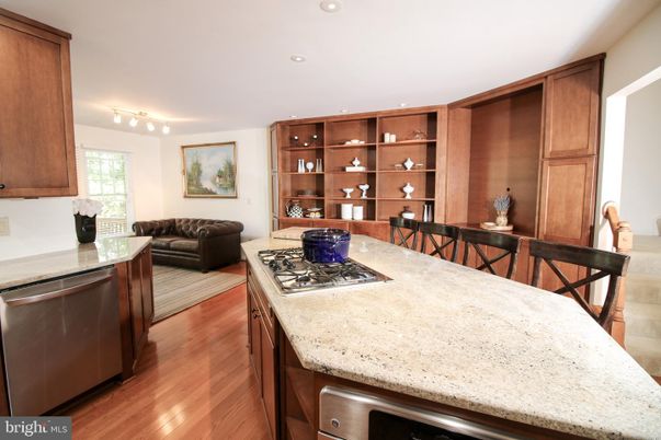 Dining room, Interior, Kitchen, Recessed Lighting, Wood Texture Flooring