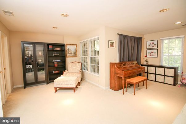 Interior, Piano, Recessed Lighting