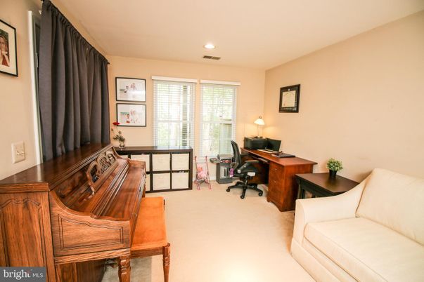 Home Office, Interior, Piano, Recessed Lighting