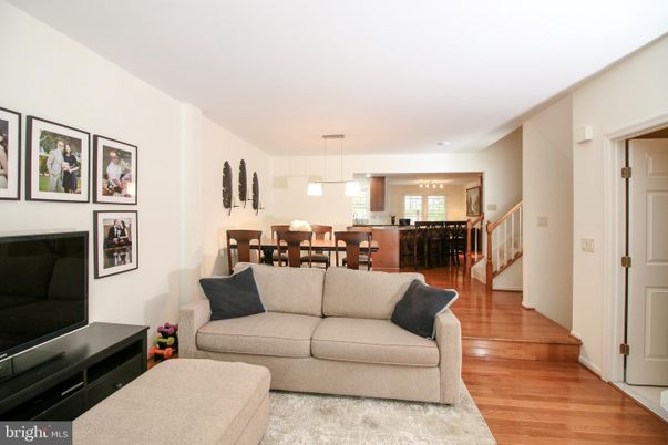 Dining room, Interior, Kitchen, Living room, Pendant Lights, Recessed Lighting, Wood Texture Flooring