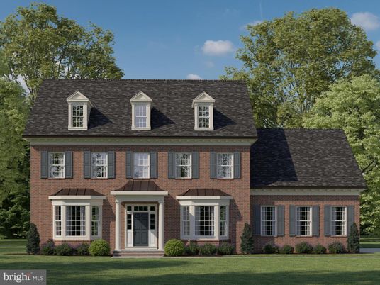 Exterior, Facade, Brick Facade, Georgian