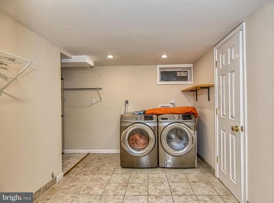 Interior, Recessed Lighting, Washer