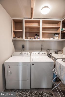 Interior, Washer