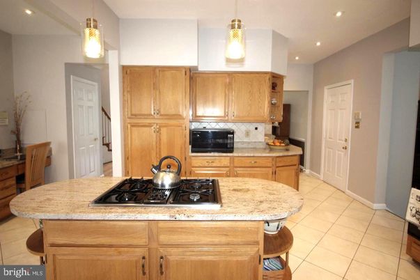 Interior, Kitchen, Pendant Lights, Recessed Lighting