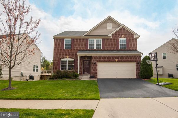 Attached, Exterior, Facade, Brick Facade, Brick Traditional