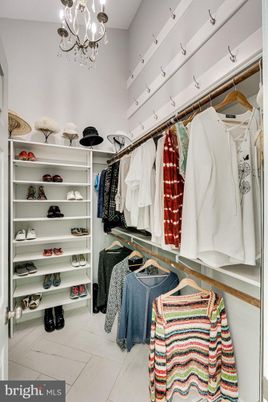 Chandelier, Interior, Walk-in Closets