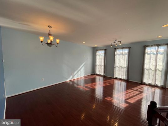 Chandelier, Empty room, Interior, Recessed Lighting, Wood Texture Flooring
