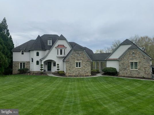 Backyard, Exterior, Facade, French Provincial