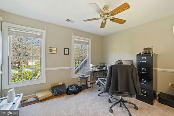 Home Office, Interior