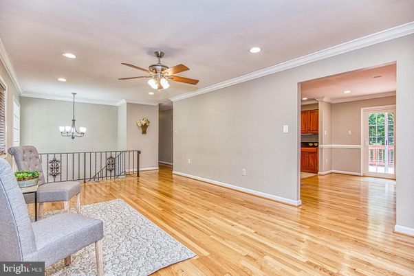 Chandelier, Empty room, Interior, Recessed Lighting, Wood Texture Flooring
