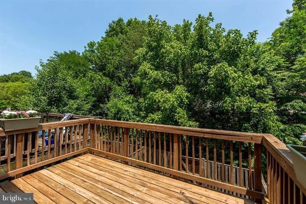 Exterior, Wood Texture Flooring