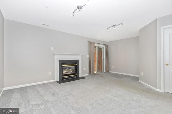 Empty room, Fireplace, Interior