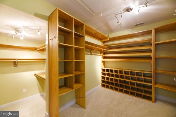 Interior, Walk-in Closets