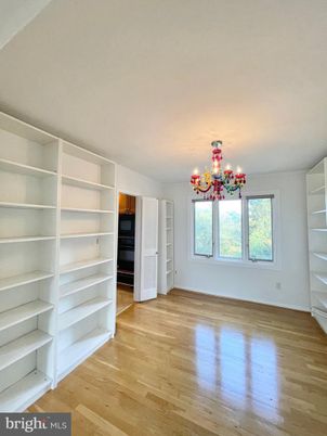 Chandelier, Empty room, Interior, Wood Texture Flooring