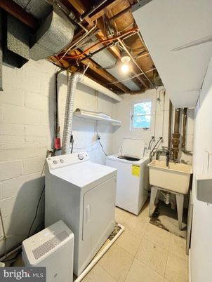 Interior, Stone Walls, Utility Closets, Washer