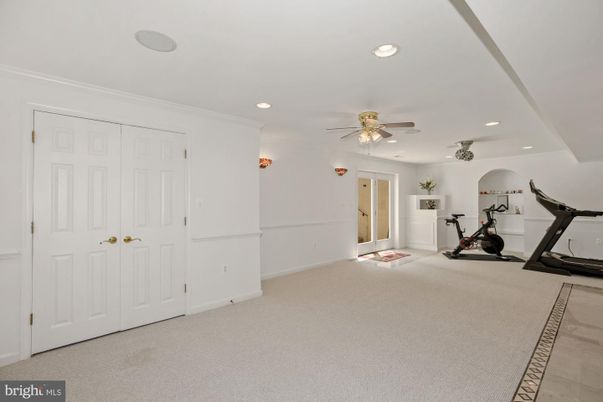 Fitness Equipment, Interior, Recessed Lighting