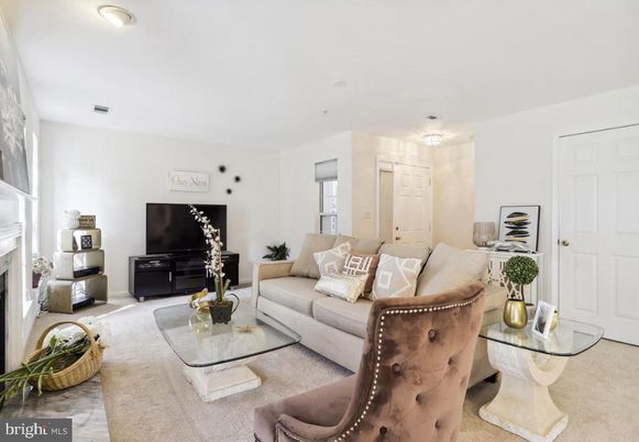 Fireplace, Interior, Living room