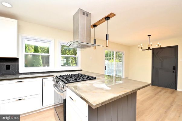 Chandelier, Interior, Kitchen, Pendant Lights, Recessed Lighting, Wood Texture Flooring
