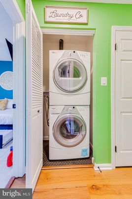 Interior, Utility Closets, Washer, Wood Texture Flooring