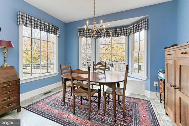 Chandelier, Dining room, Interior