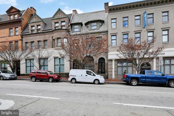 Attached, Exterior, Facade, Brick Facade, Rowhouse