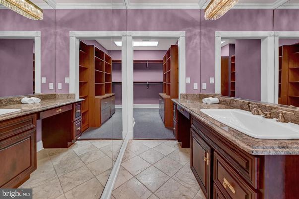 Bathroom, Dual Sink Vanities, Interior, Walk-in Closets