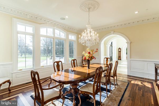 Chandelier, Dining room, Interior, Recessed Lighting, Wood Texture Flooring
