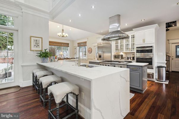 Chandelier, Interior, Kitchen, Recessed Lighting, Stainless Steel Appliances, Wood Texture Flooring