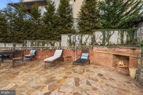 Exterior, Fireplace