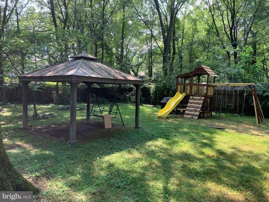 Backyard, Exterior, Playground