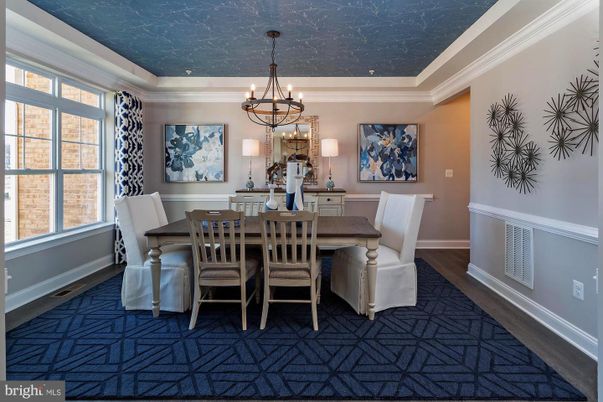 Chandelier, Dining room, Interior