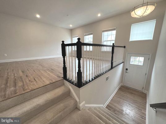 Interior, Pendant Lights, Recessed Lighting, Wood Texture Flooring
