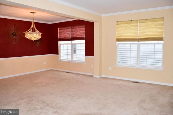 Empty room, Interior, Pendant Lights