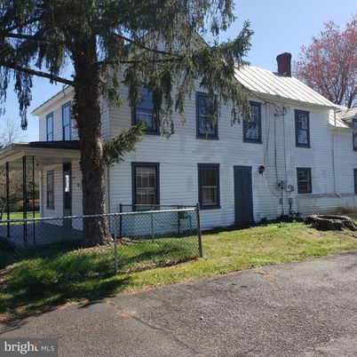 Backyard, Exterior, Facade, Georgian