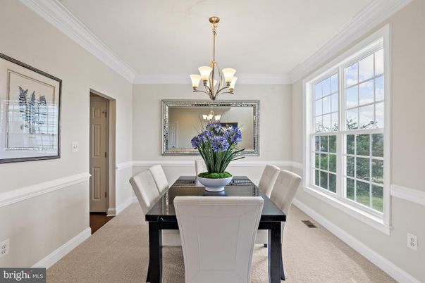 Chandelier, Dining room, Interior