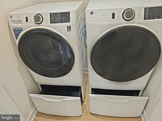 Interior, Utility Closets, Washer