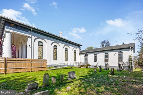 Backyard, Exterior, Facade, French Provincial