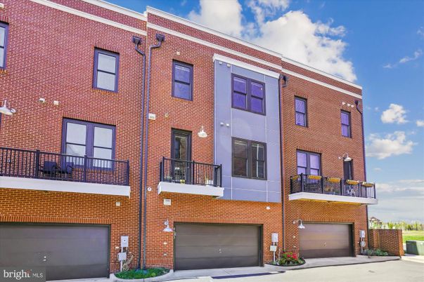 Attached, Exterior, Facade, Brick Facade, Rowhouse