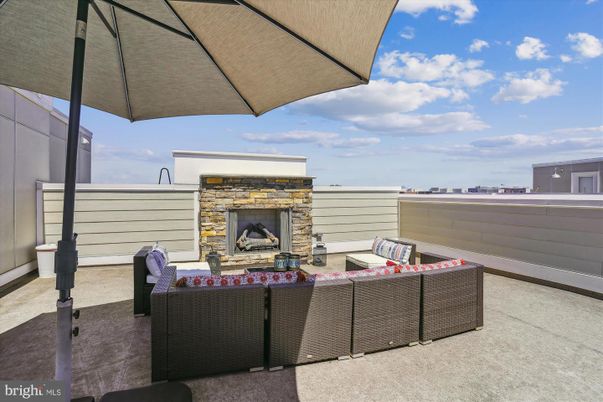 Exterior, Fireplace