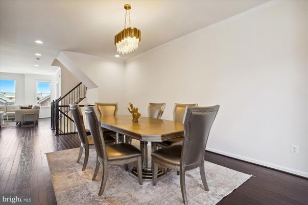 Chandelier, Dining room, Interior, Living room, Recessed Lighting, Wood Texture Flooring