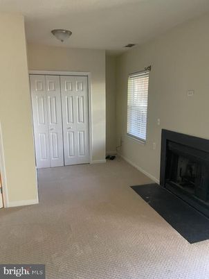 Empty room, Fireplace, Interior