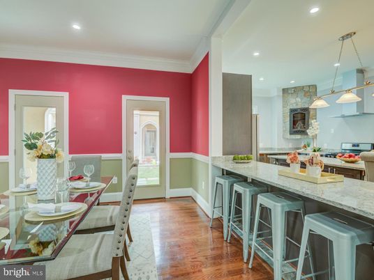 Dining room, Interior, Kitchen, Pendant Lights, Recessed Lighting, Wood Texture Flooring
