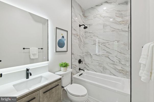 Bathroom, Interior, Marble Walls